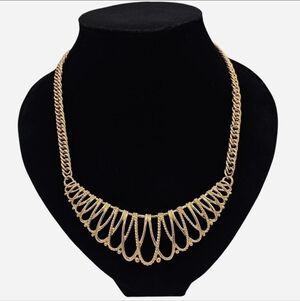 Avon Gilded Mesh 1991 Gold-toned Statement Necklace